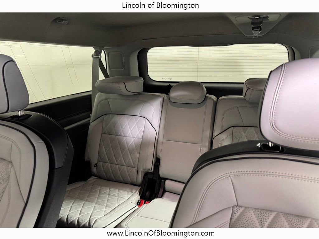 New 2025 Lincoln Navigator L Black Label image 60