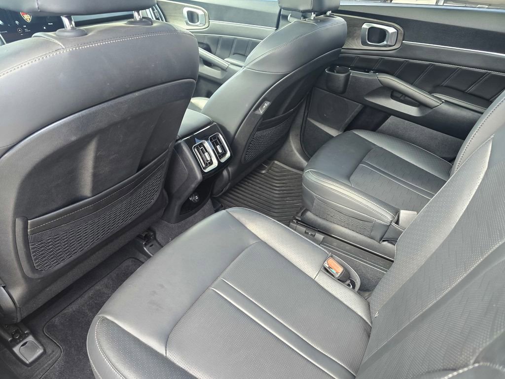 Used 2024 Kia Sorento SX image 12