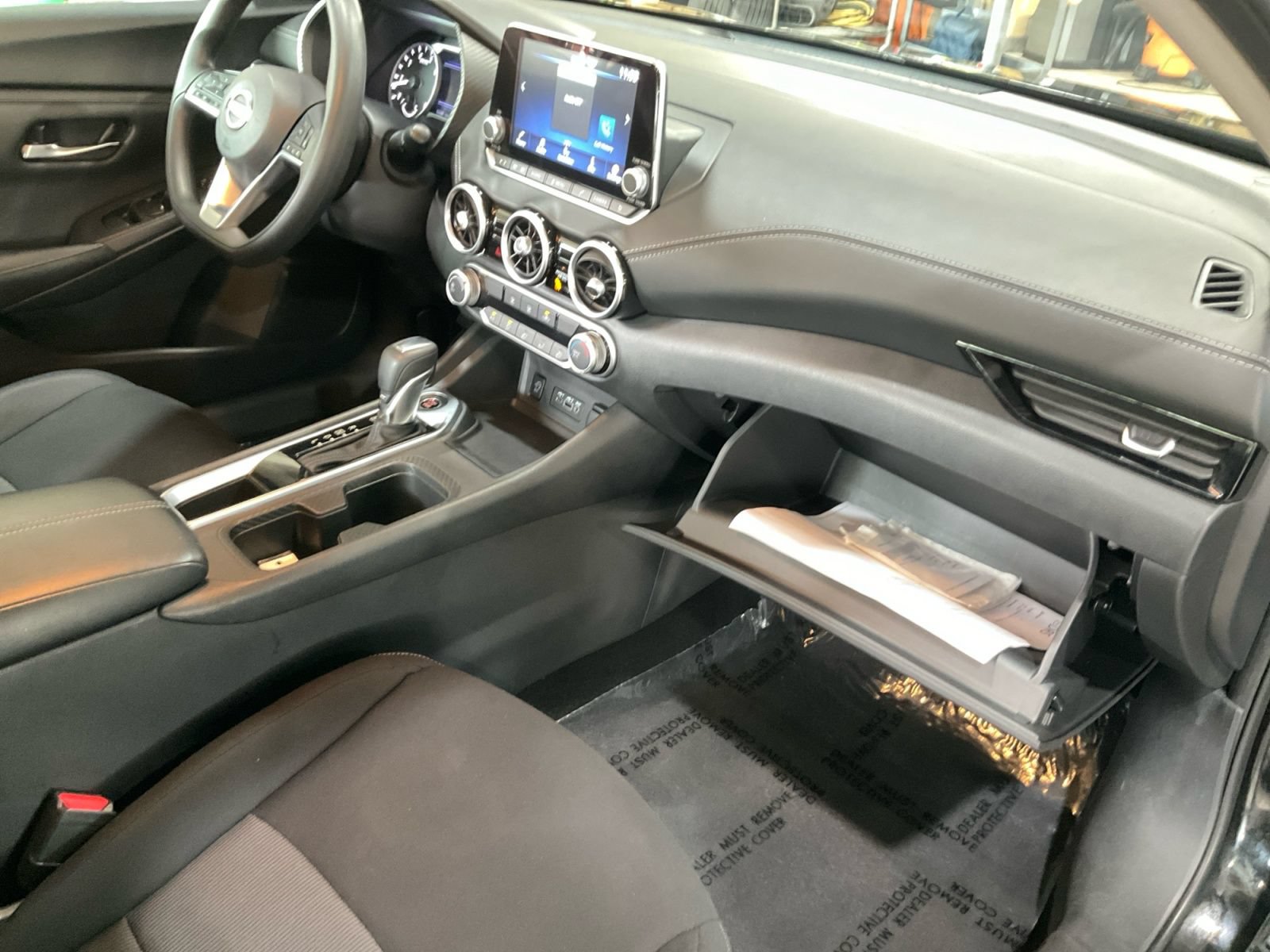 Used 2024 Nissan Sentra SV FWD image 19