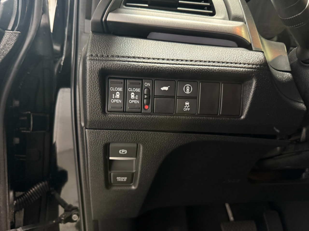 Used 2023 Honda Odyssey Sport image 6