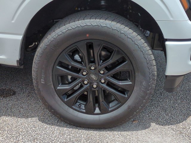 New 2026 Ford F150 XLT w/ Equipment Group 302A MID AWD/4WD image 11