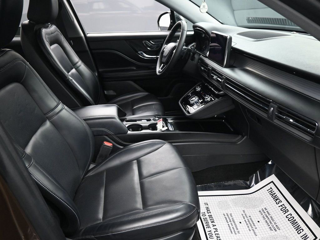 Used 2022 Lincoln Corsair AWD w/ Equipment Group 101A image 34