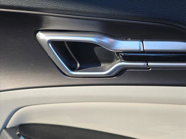 Used 2024 Kia Sportage EX image 24