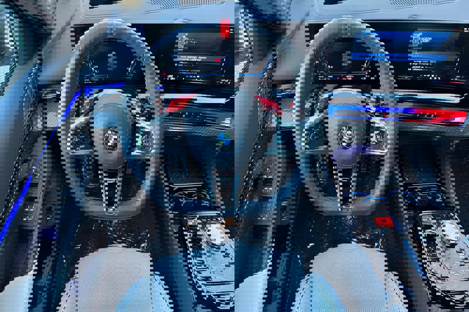 Used 2025 BMW M5 w/ Carbon Package image 15