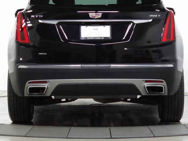Certified 2025 Cadillac XT5 Premium Luxury w/ LPO, Floor Liner Package image 7