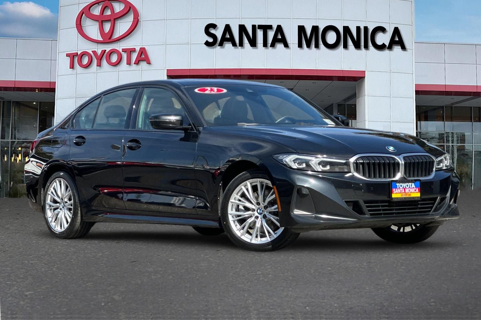Used 2023 BMW 330i xDrive Sedan w/ Driving Assistance Package AWD/4WD video 2