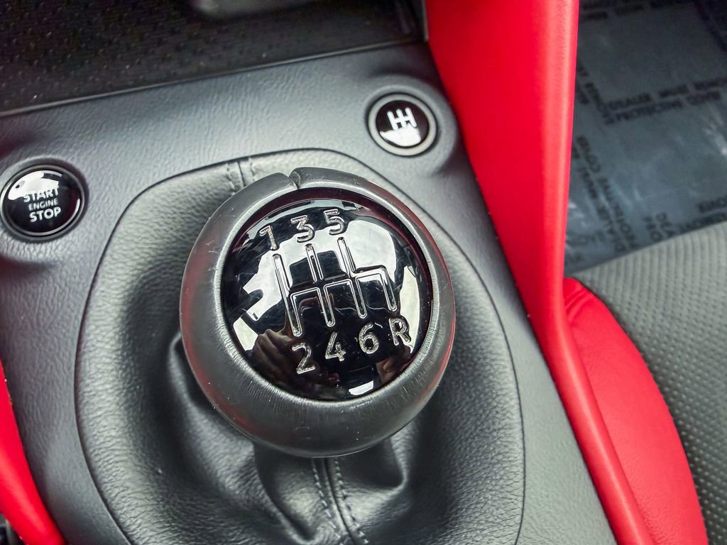 Certified 2024 Nissan Z Performance w/ Floor Mat Package image 19