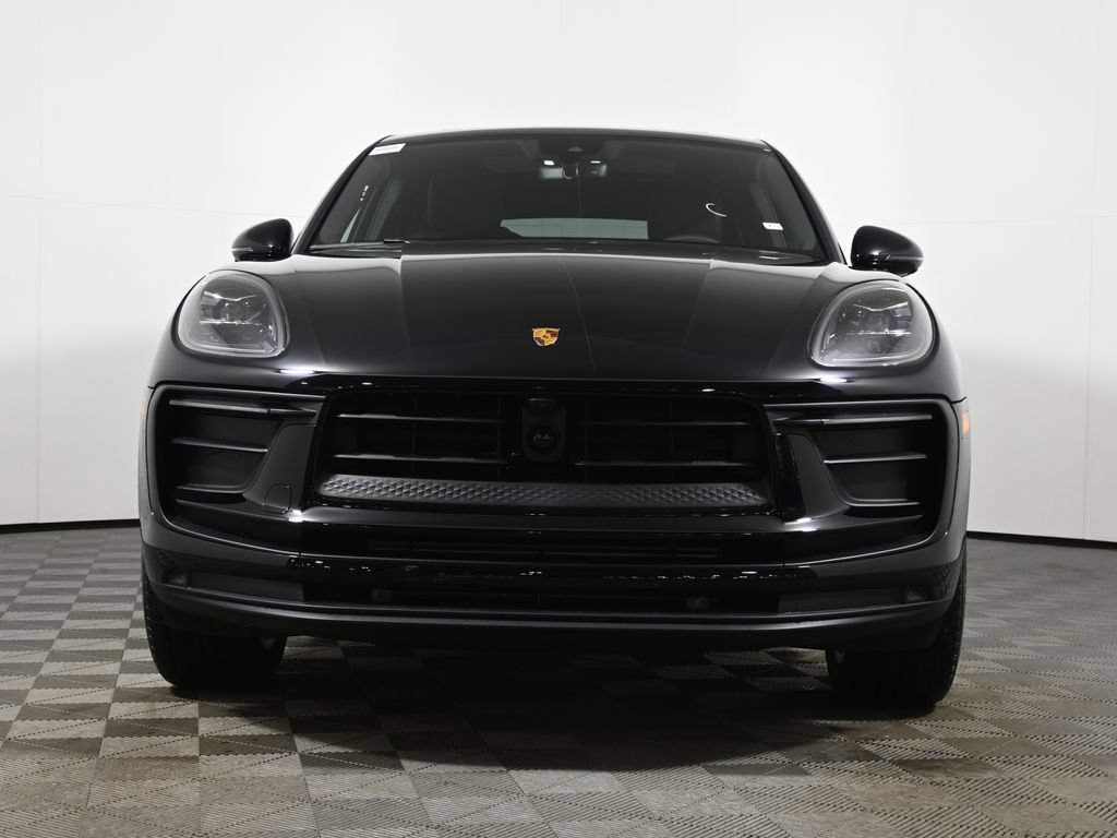 New 2026 Porsche Macan AWD/4WD image 10