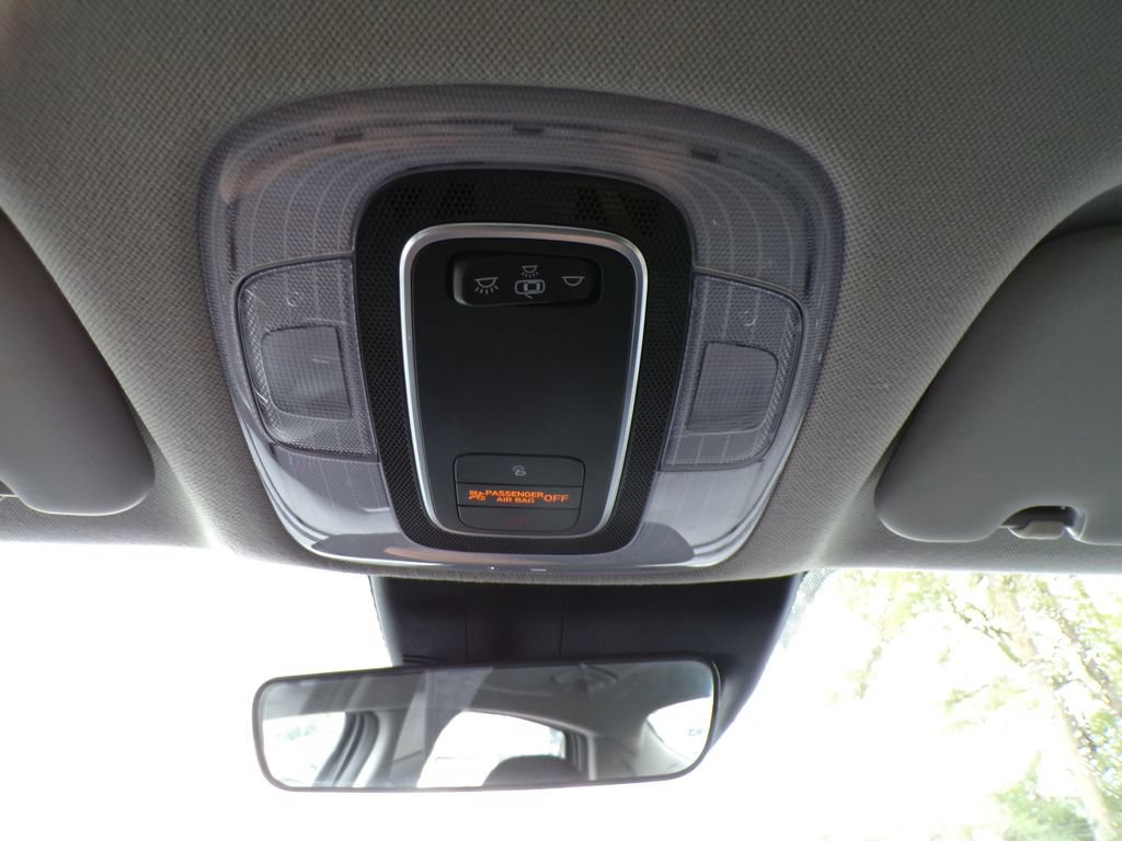 Used 2022 Hyundai Elantra SEL w/ Cargo Package FWD image 30