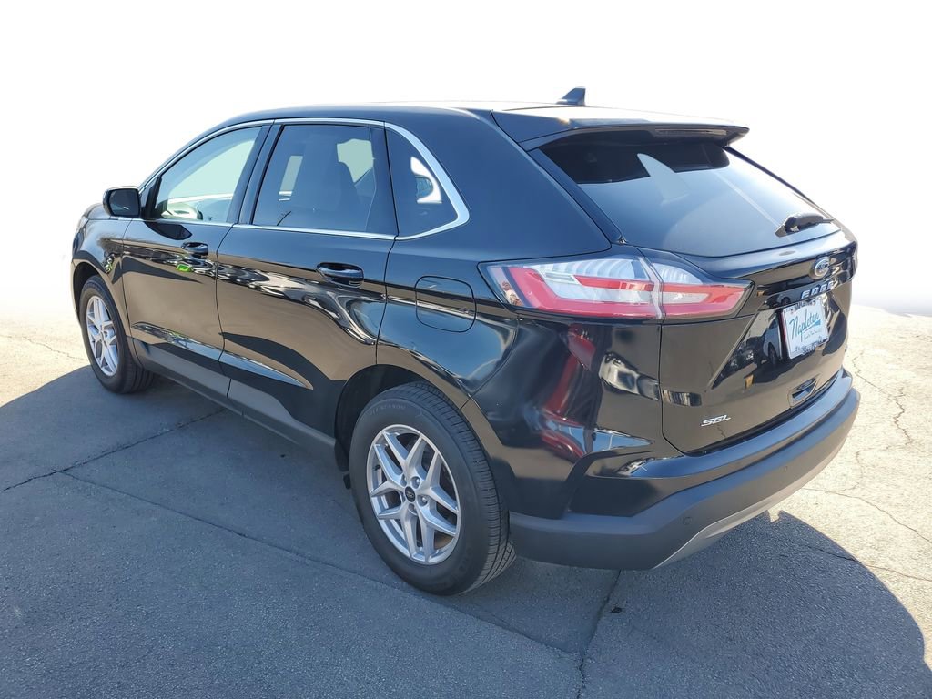 Used 2023 Ford Edge SEL image 4