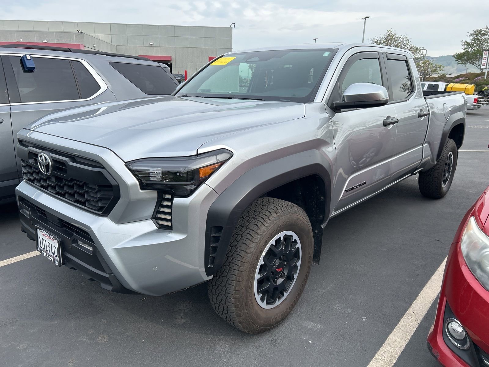 Used 2024 Toyota Tacoma TRD Off-Road w/ TRD Off Road Upgrade Package image 2