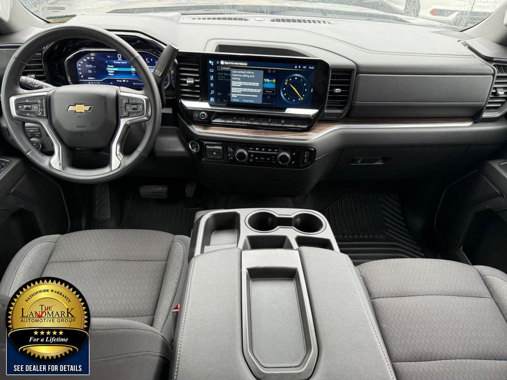 Used 2025 Chevrolet Silverado 1500 LT image 18