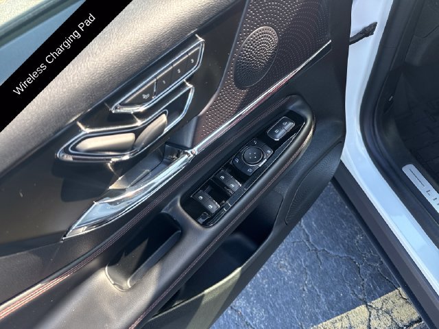 Certified 2024 Lincoln Corsair Reserve w/ Equipment Group 201A AWD/4WD image 14
