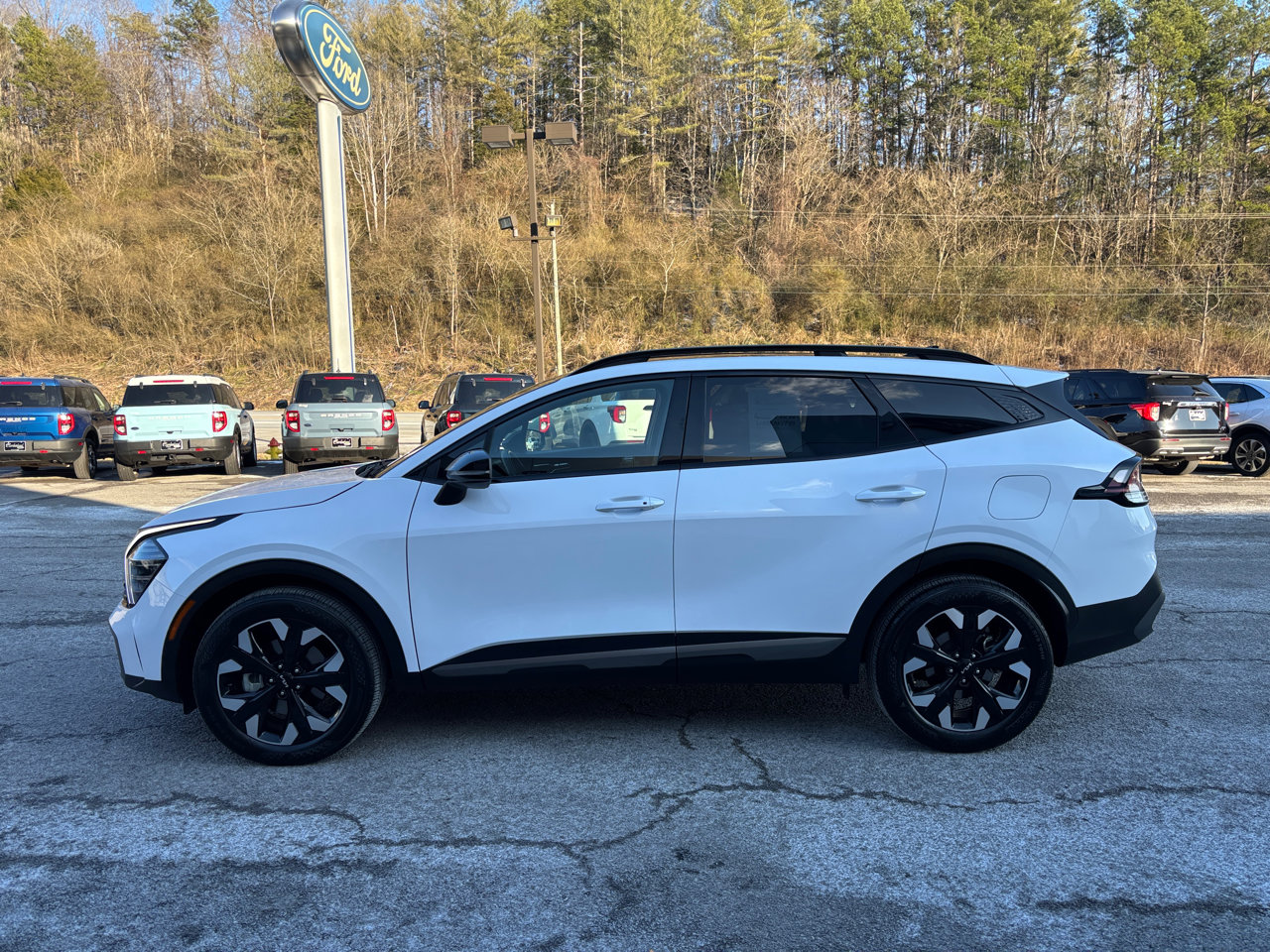 Used 2024 Kia Sportage X-Line w/ X-Line Premium Package image 2