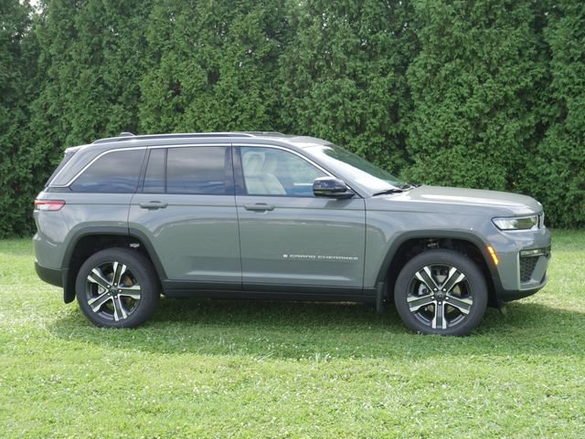 New 2027 Jeep Grand Cherokee Limited AWD/4WD image 9