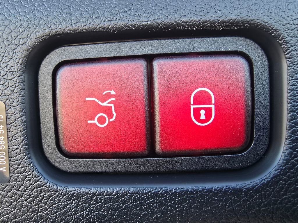 New 2026 Mercedes-Benz E 450 4MATIC Sedan image 20