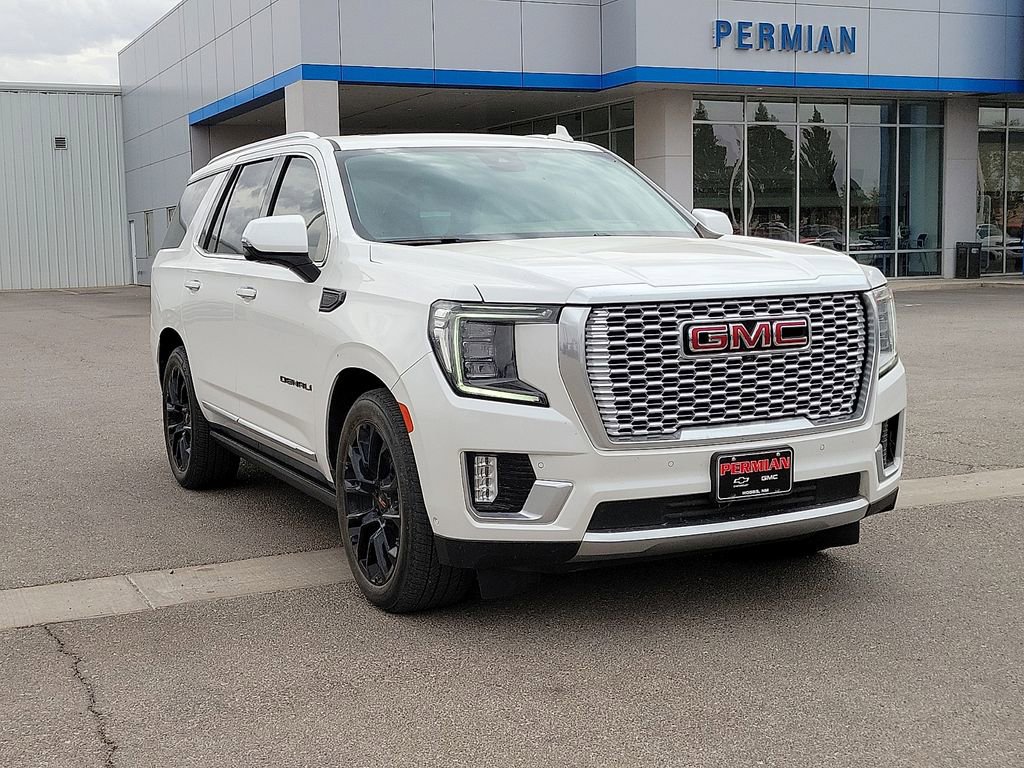 Used 2024 GMC Yukon Denali w/ Denali Reserve Package AWD/4WD image 2
