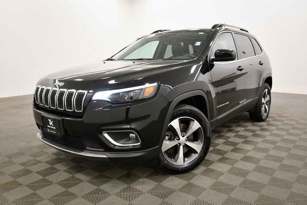Used 2022 Jeep Cherokee Limited w/ Mopar Interior Package image 2