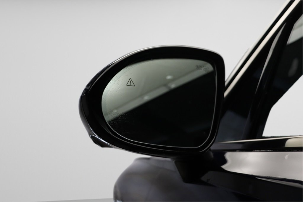 New 2026 Genesis GV70 2.5T Sport Prestige image 4