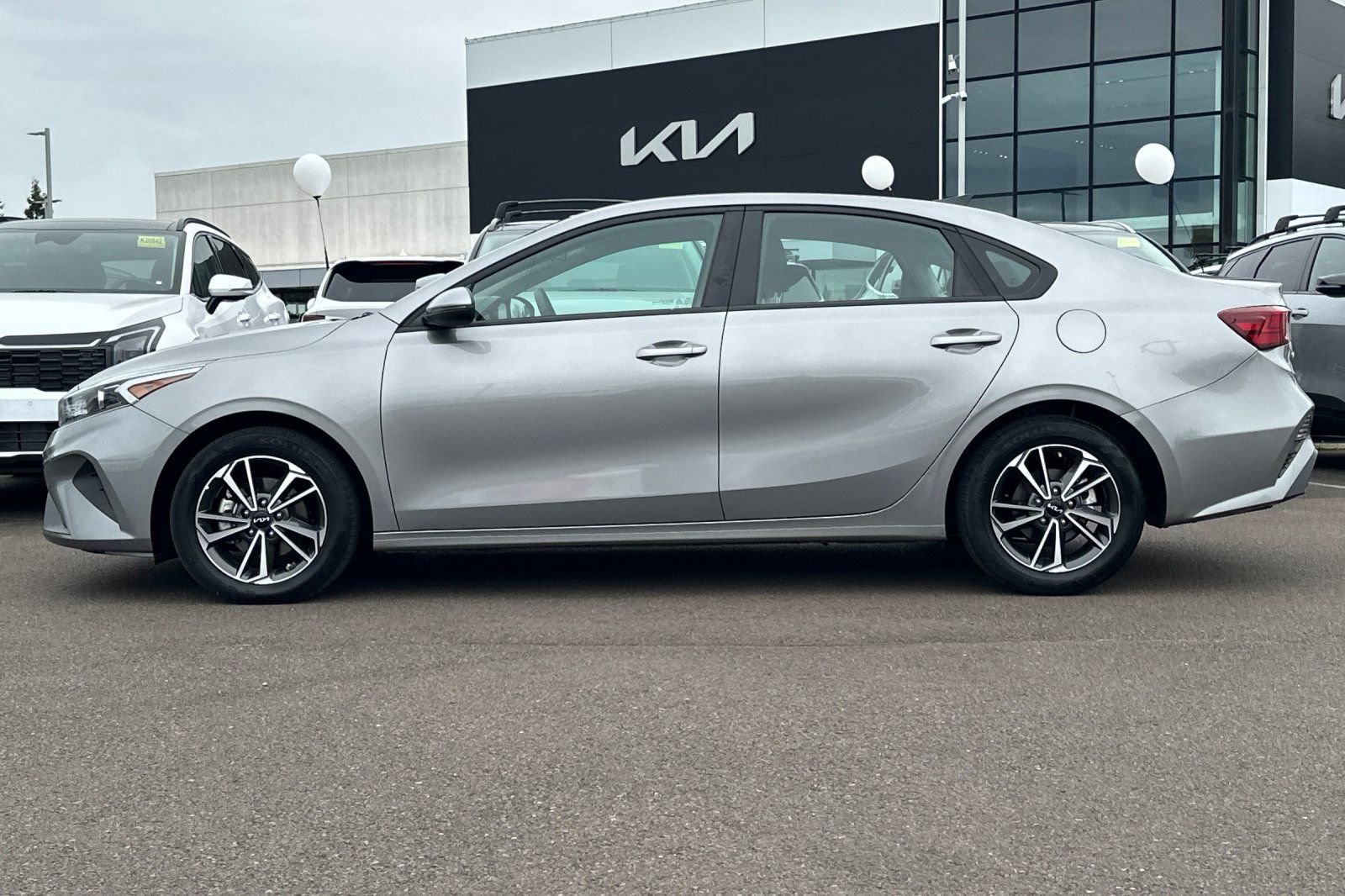 Certified 2023 Kia Forte LXS w/ LXS Technology Package image 7