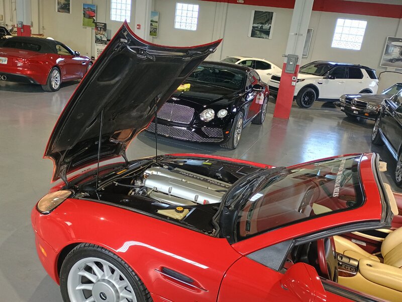 Used 1997 Aston Martin DB7 Volante RWD image 37
