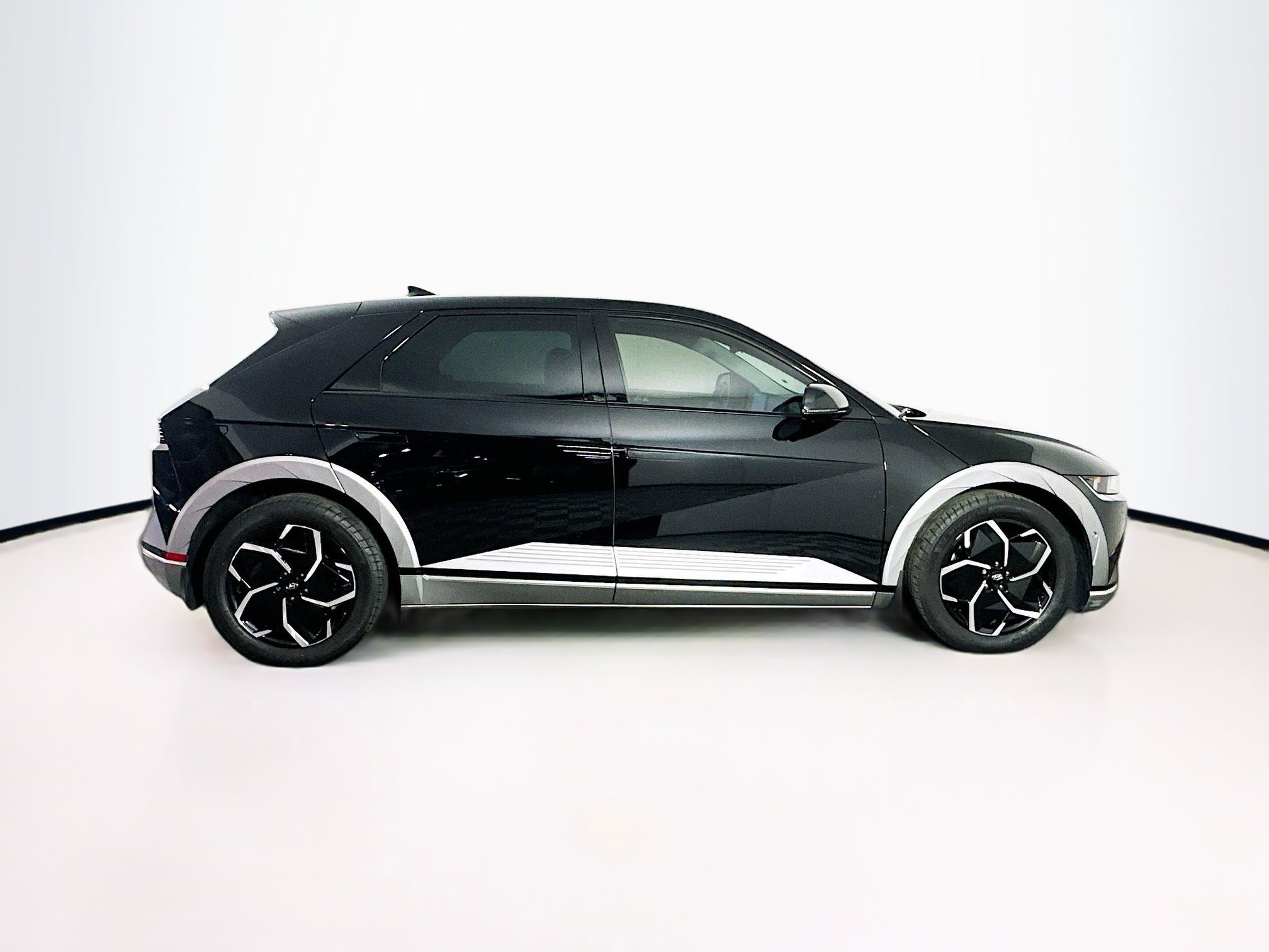 Used 2024 Hyundai Ioniq 5 Limited RWD image 10