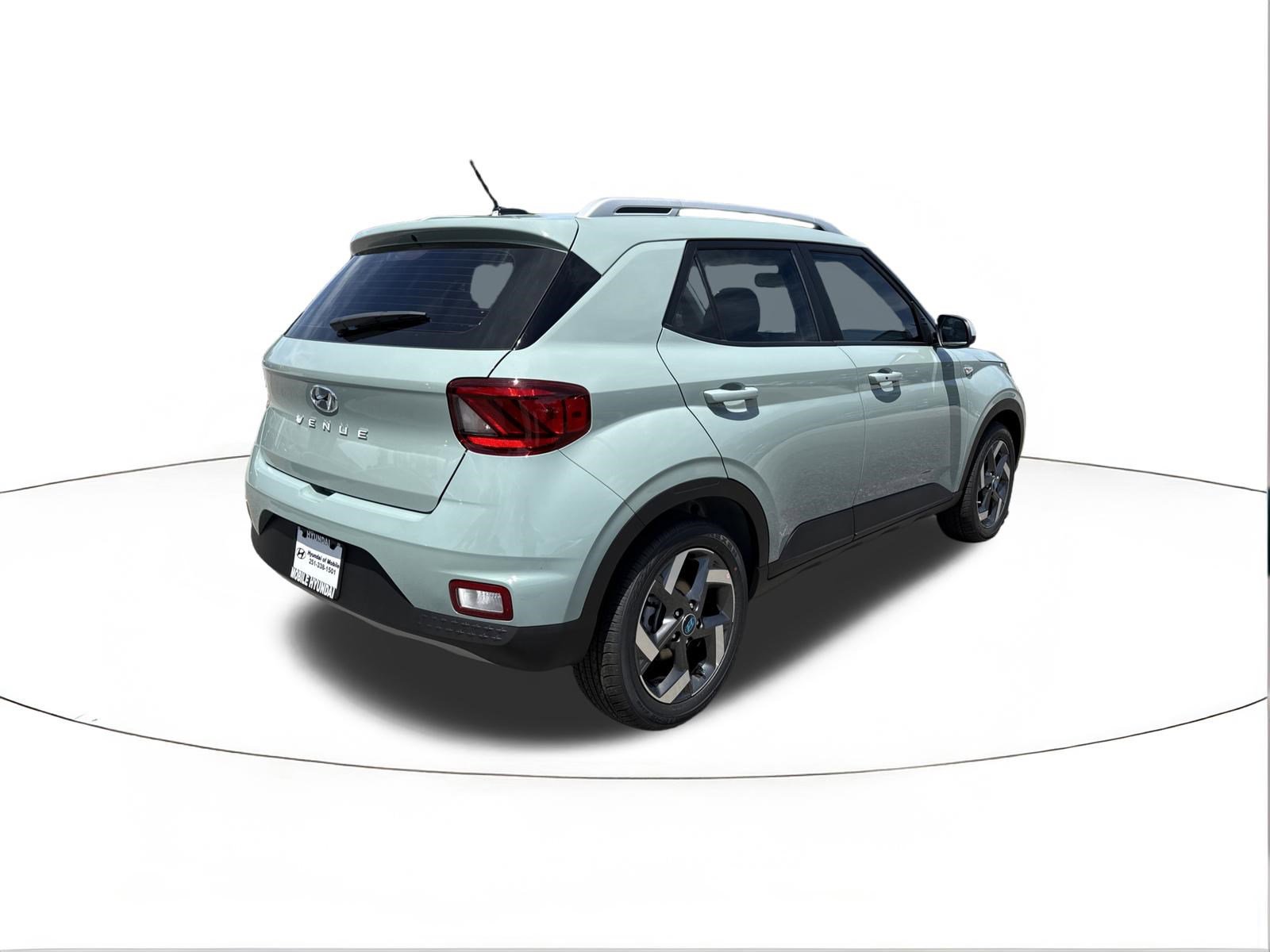 New 2026 Hyundai Venue SEL image 3