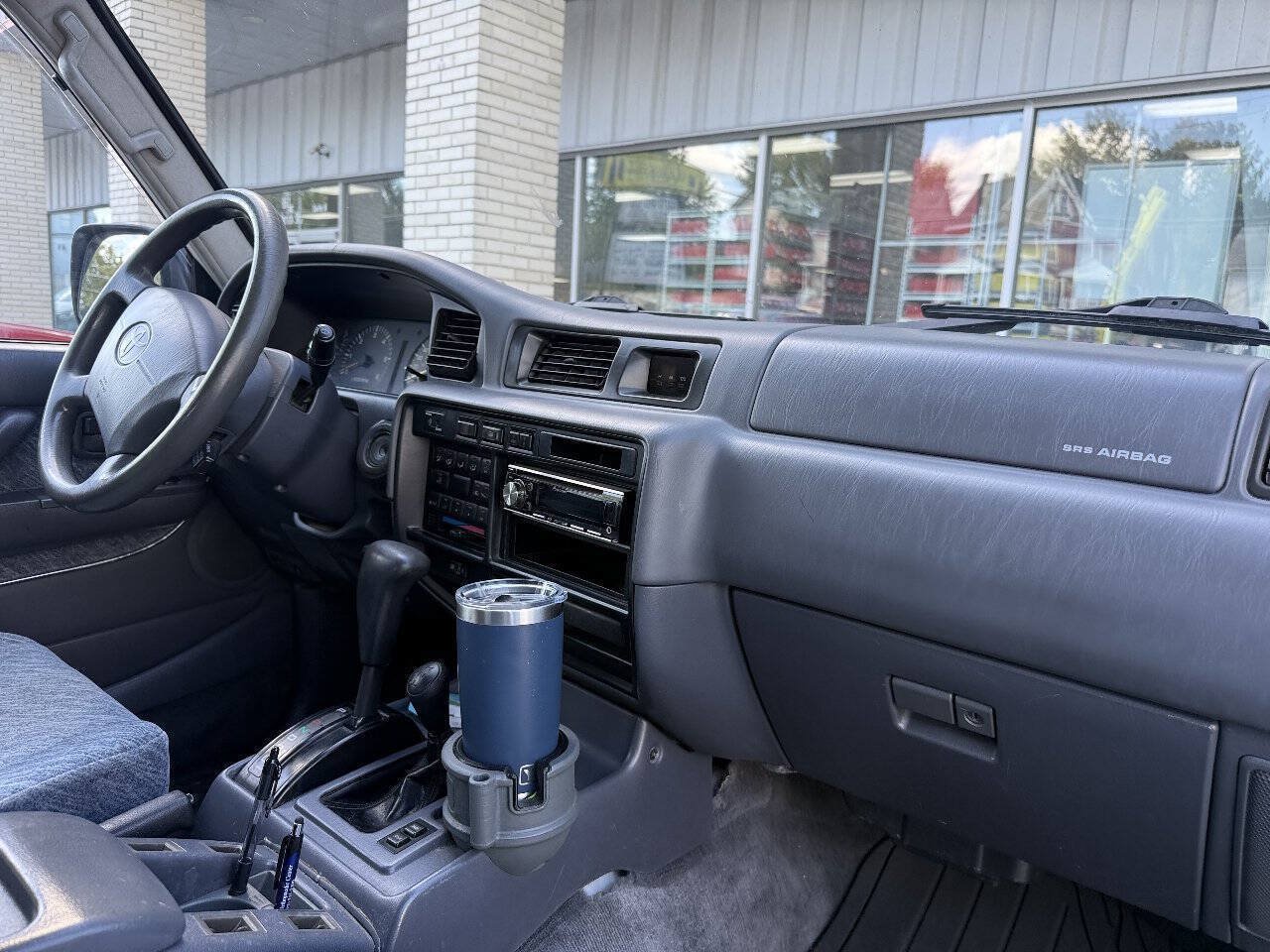Used 1996 Toyota Land Cruiser w/ Convenience Pkg AWD/4WD image 9