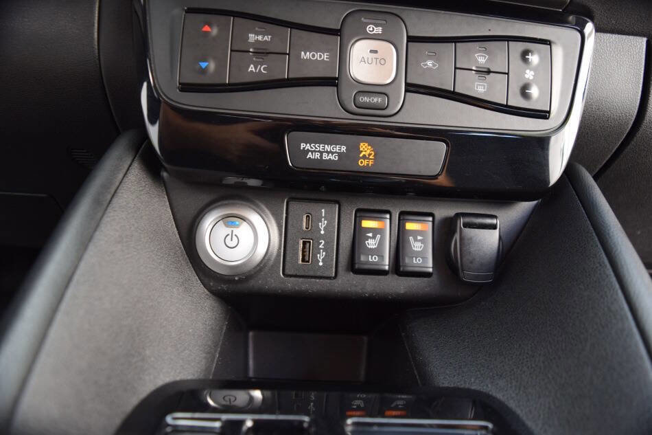 Used 2022 Nissan Leaf SV image 60