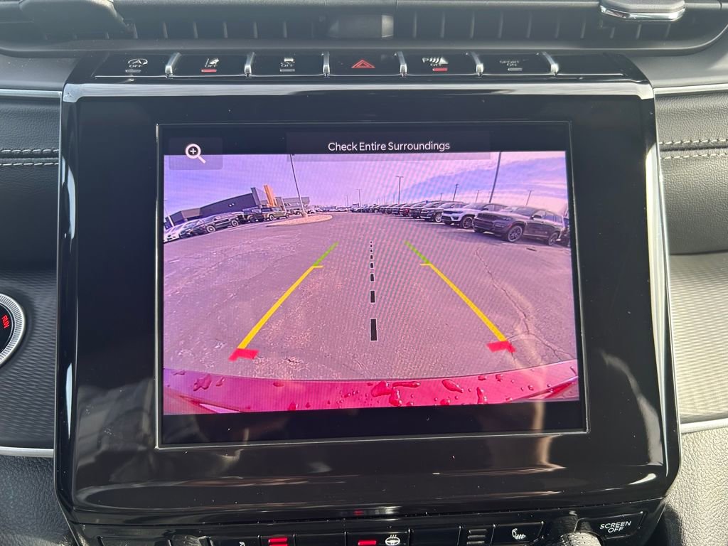 New 2025 Jeep Grand Cherokee L Altitude image 14