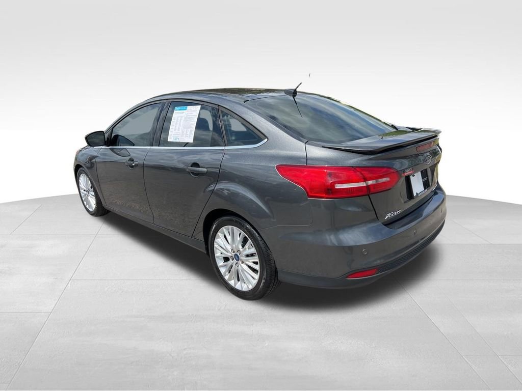 Used 2018 Ford Focus Titanium w/ Titanium Technology Package image 5