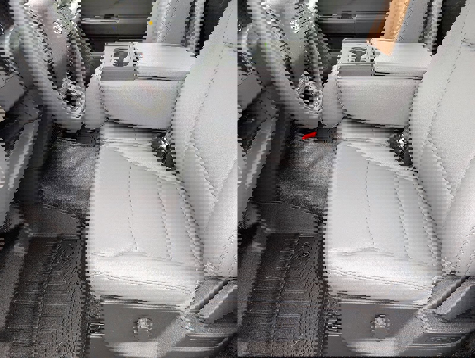 New 2026 Ford F350 XL w/ XL Chrome Package image 15