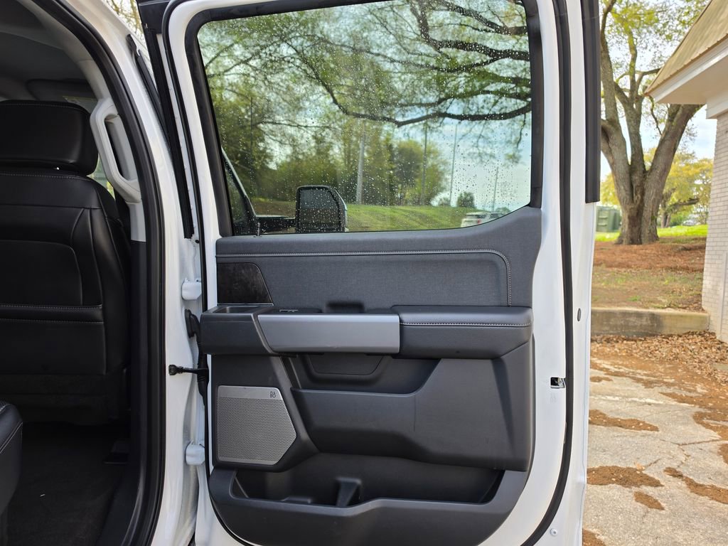 Used 2024 Ford F250 Lariat image 38
