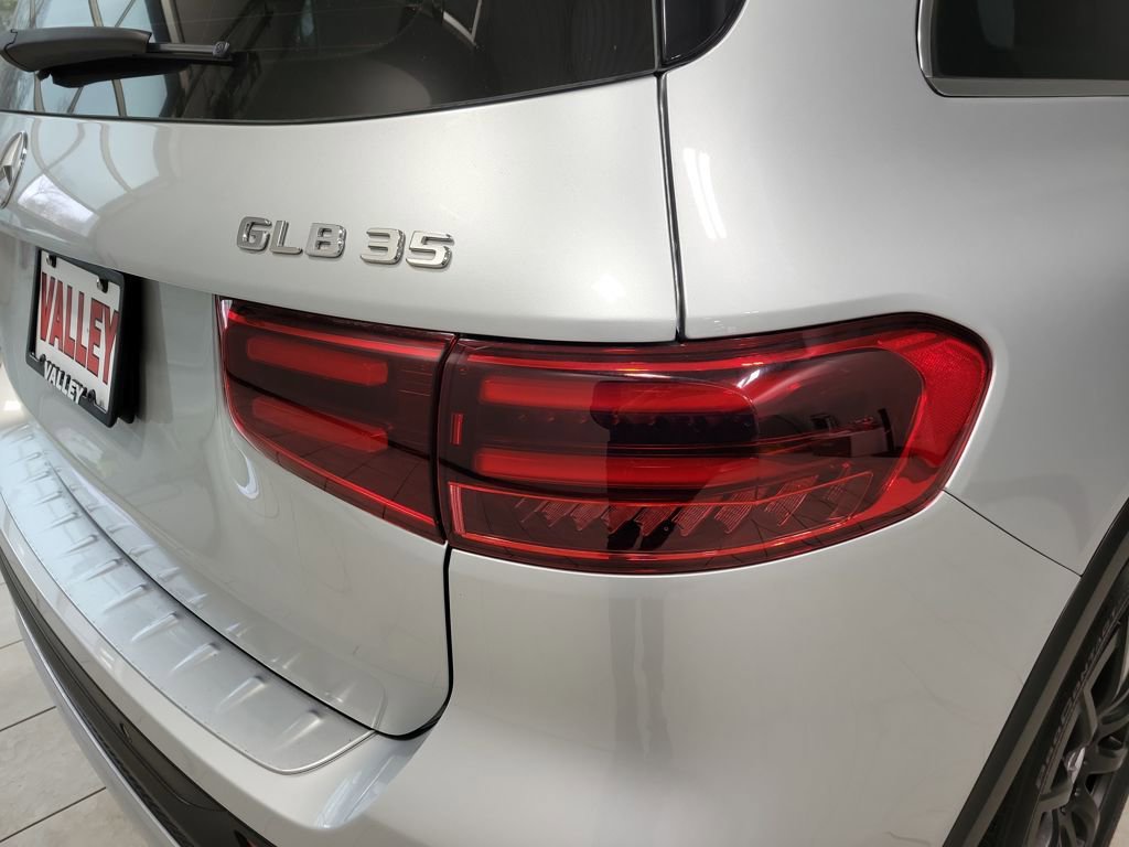 Used 2024 Mercedes-Benz GLB 35 AMG 4MATIC image 13