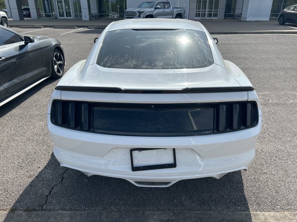 Used 2015 Ford Mustang Coupe image 6