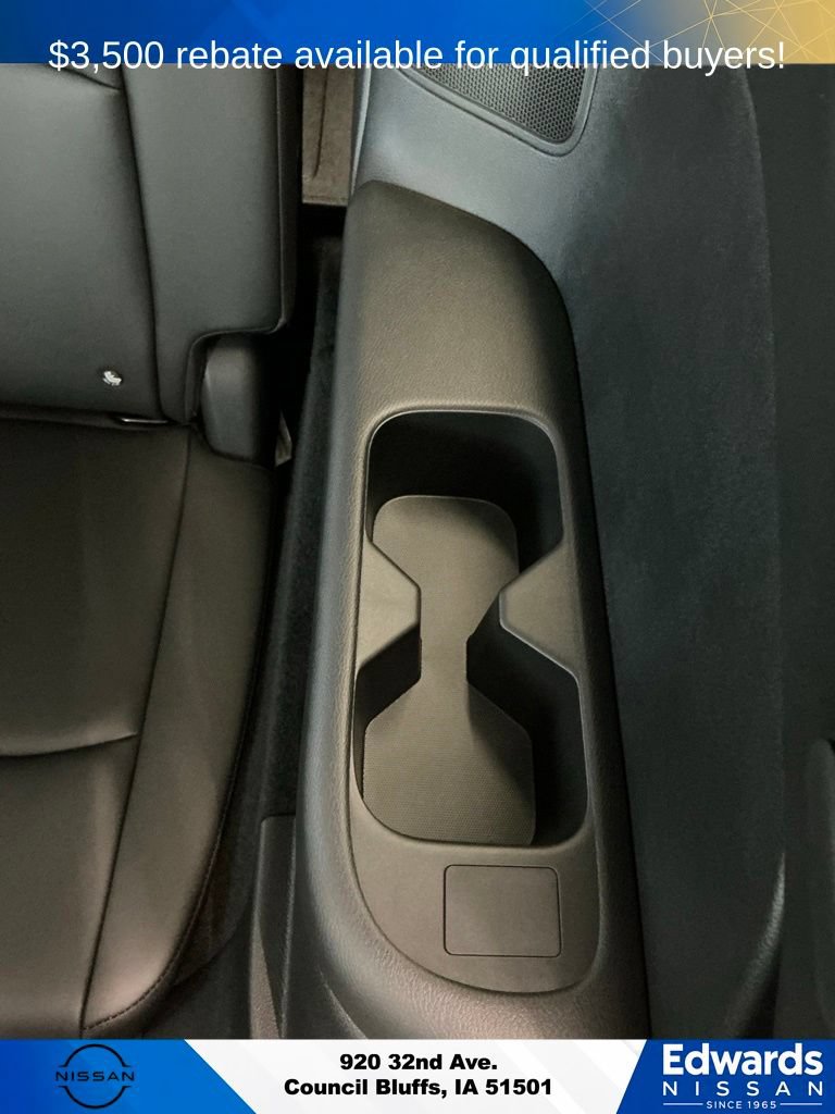 New 2026 Nissan Pathfinder Platinum AWD/4WD image 15