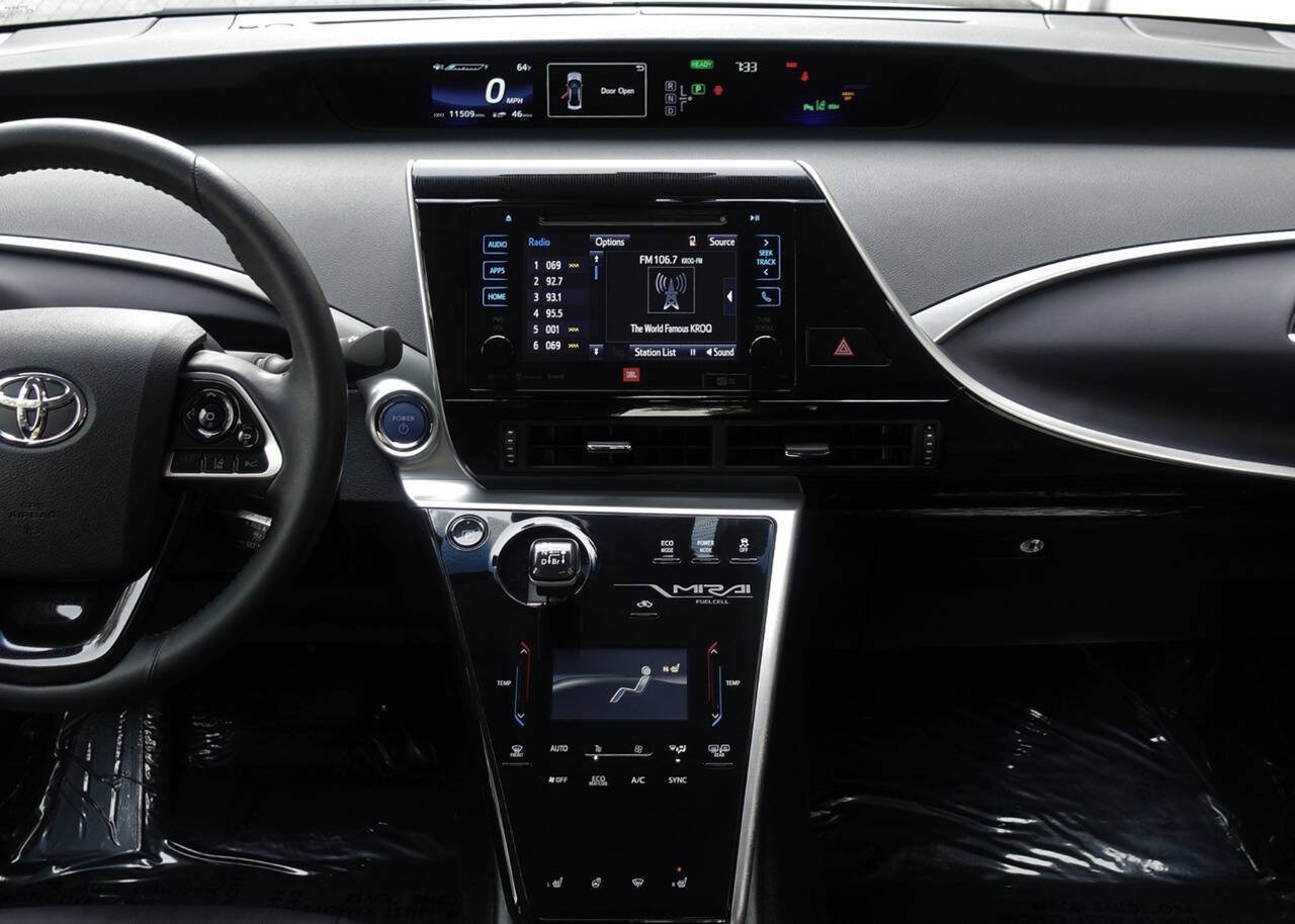 Used 2017 Toyota Mirai FWD image 39