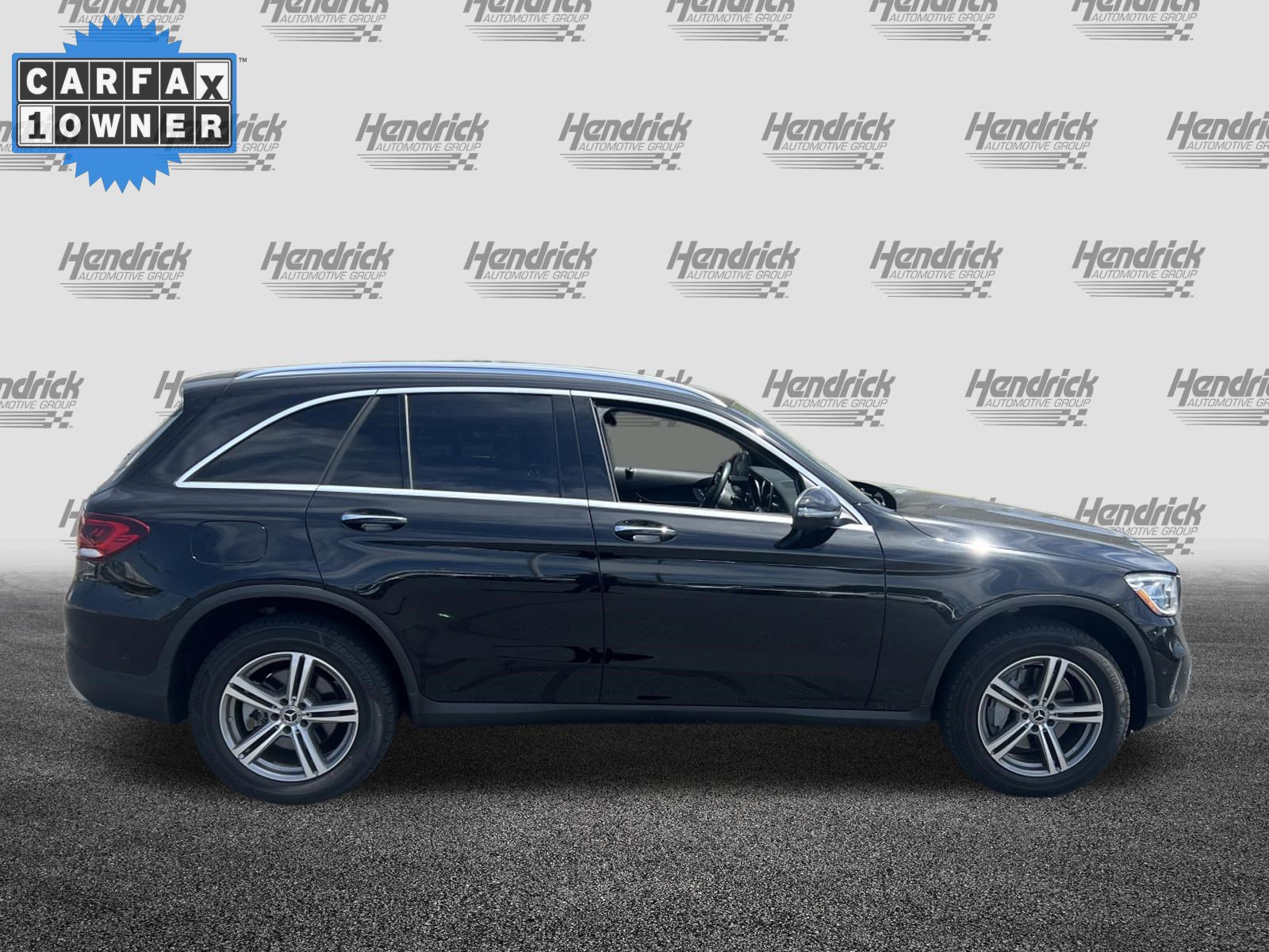 Used 2021 Mercedes-Benz GLC 300 4MATIC image 11