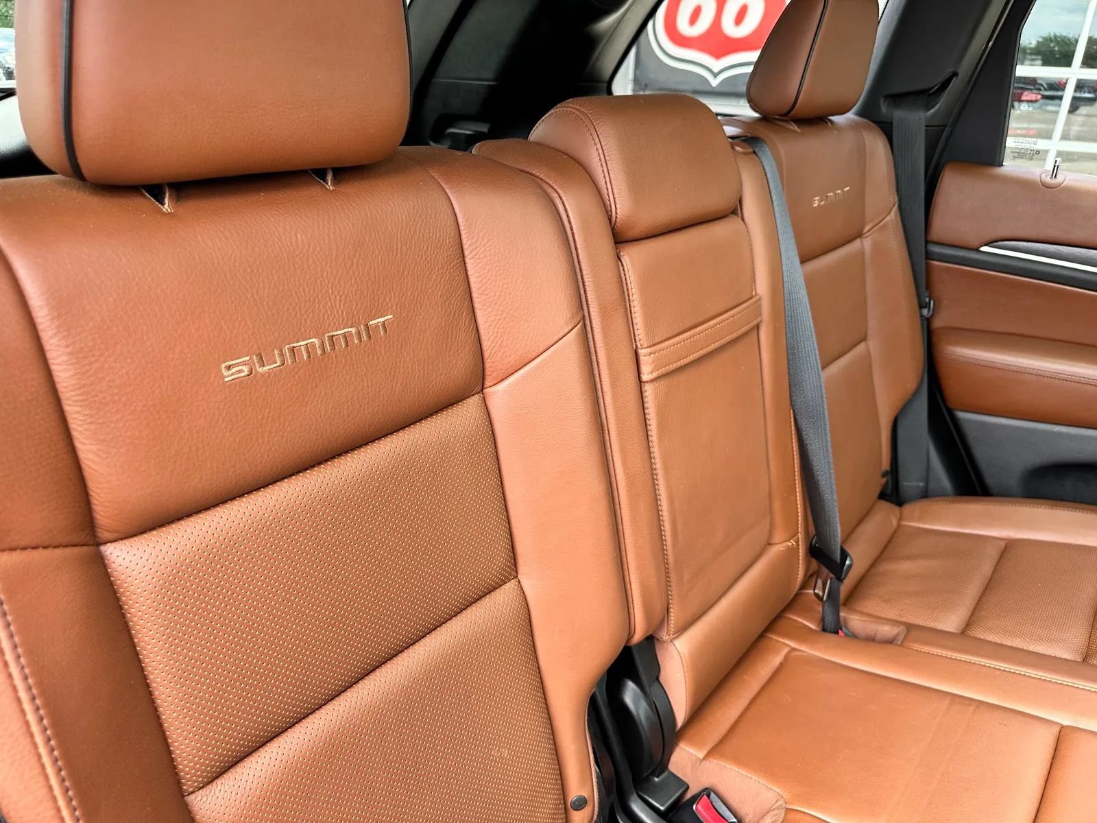 Used 2016 Jeep Grand Cherokee Summit w/ Platinum Series Group AWD/4WD image 20