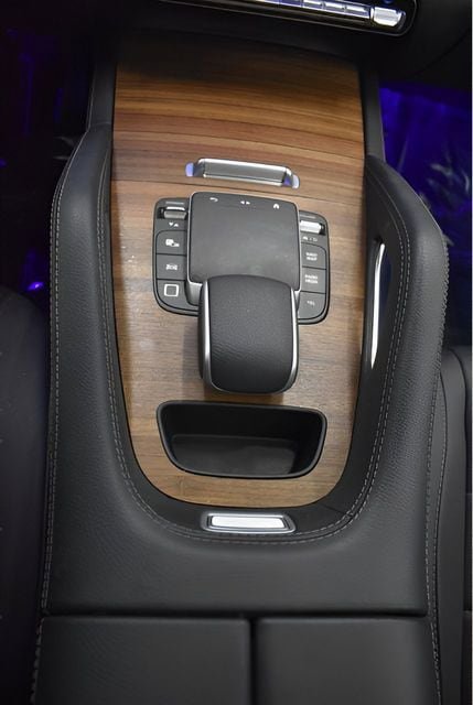 Used 2025 Mercedes-Benz GLE 350 4MATIC image 31