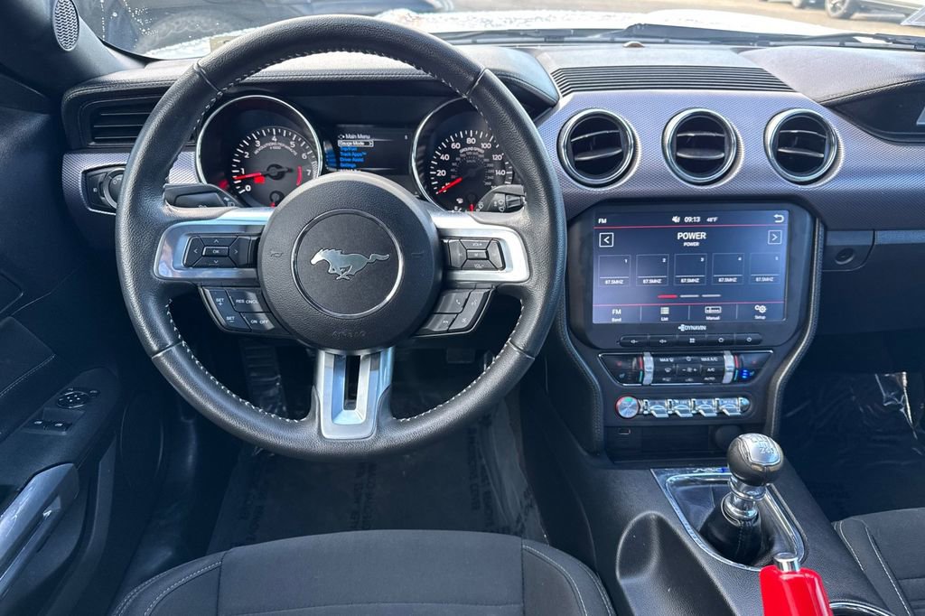 Used 2017 Ford Mustang GT RWD image 14