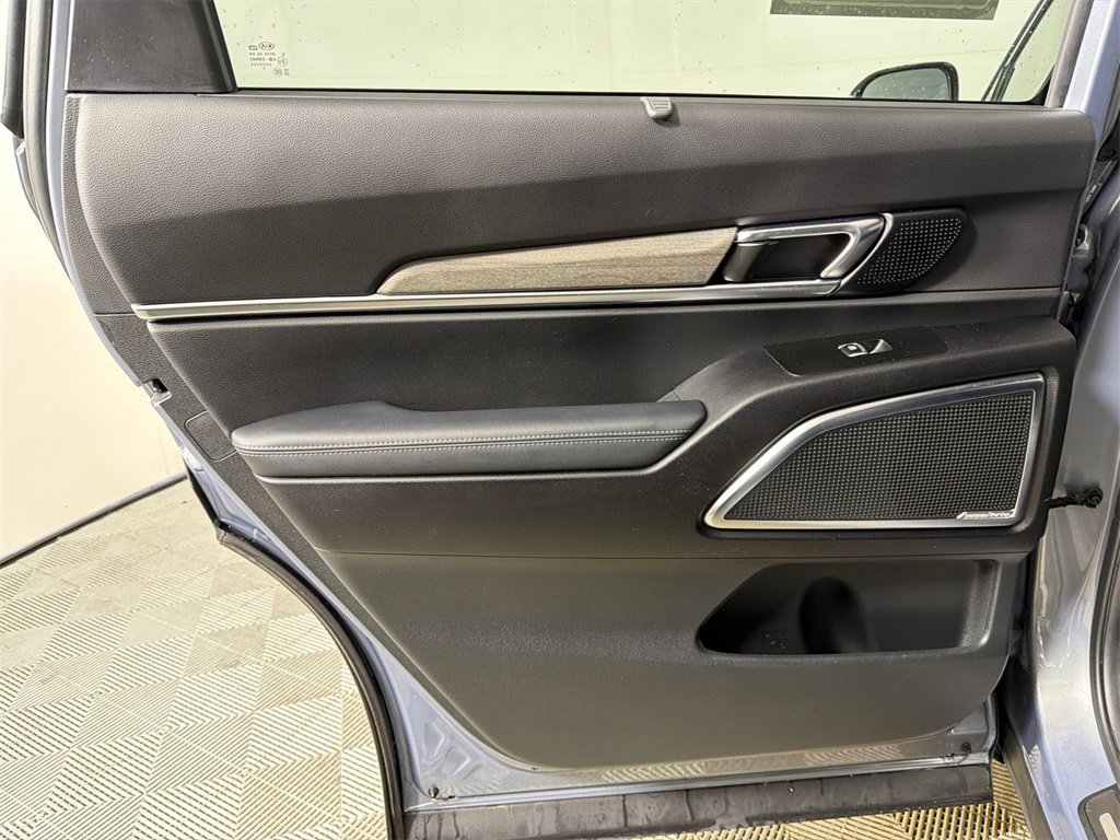 Used 2021 Kia Telluride SX image 24