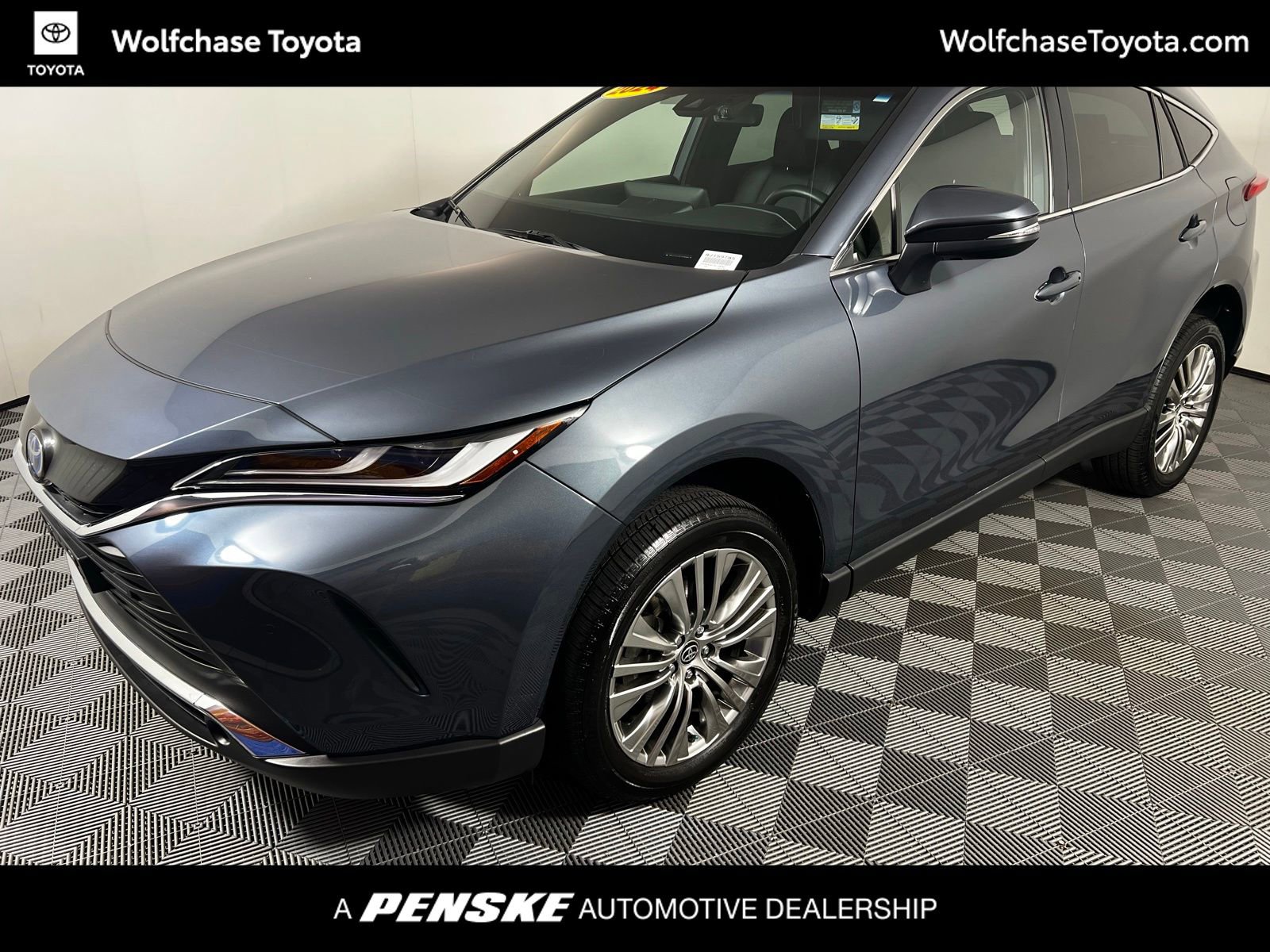 Used 2024 Toyota Venza XLE