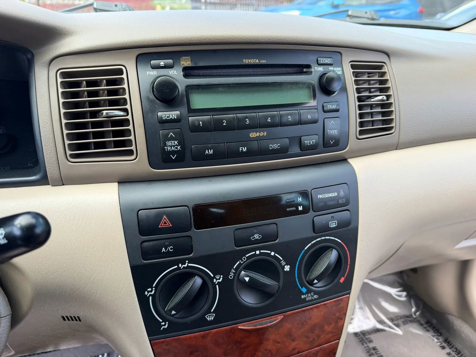 Used 2005 Toyota Corolla CE FWD image 17