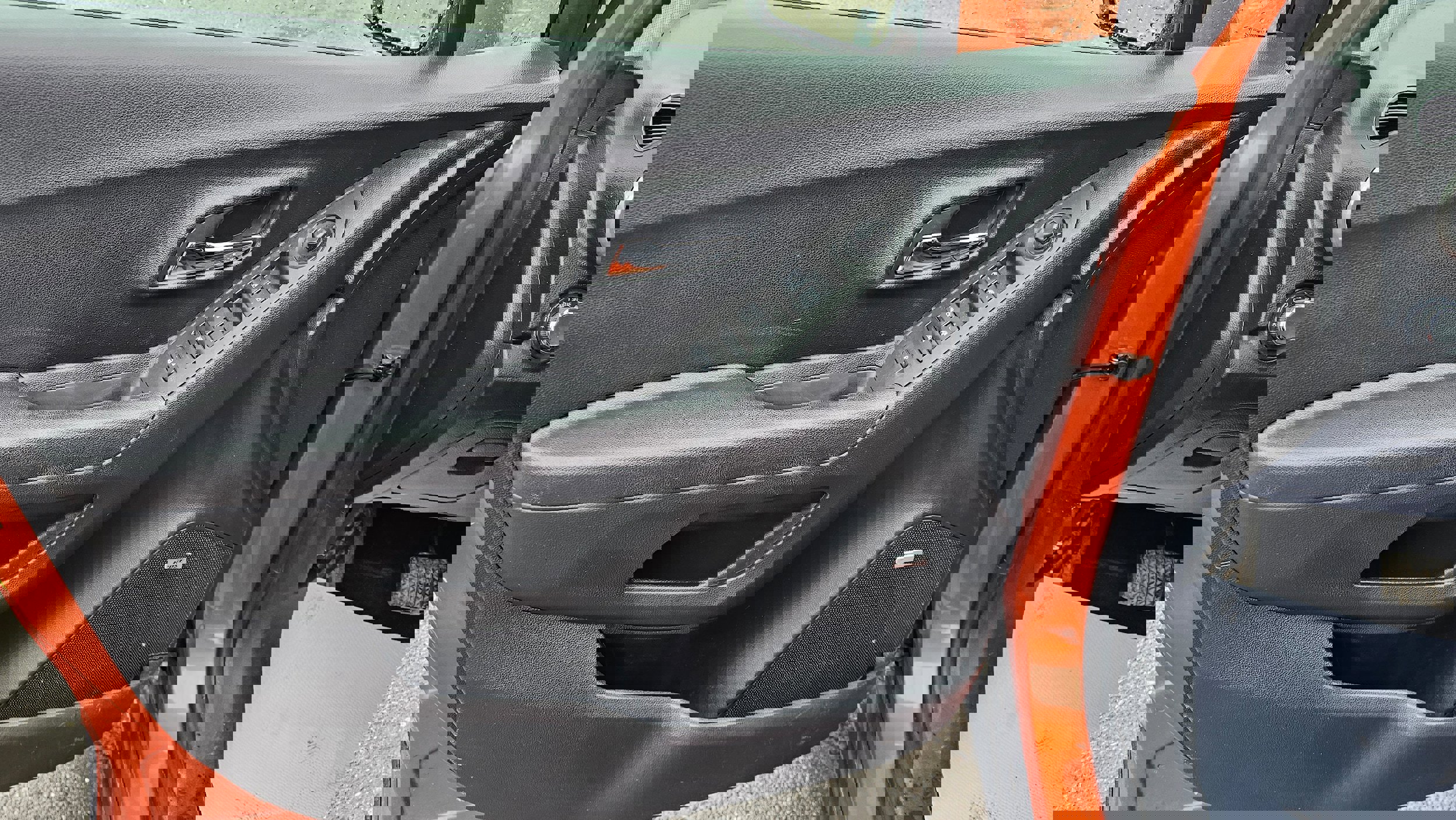 Used 2015 Chevrolet Trax LT w/ LT Sun and Sound Package image 22