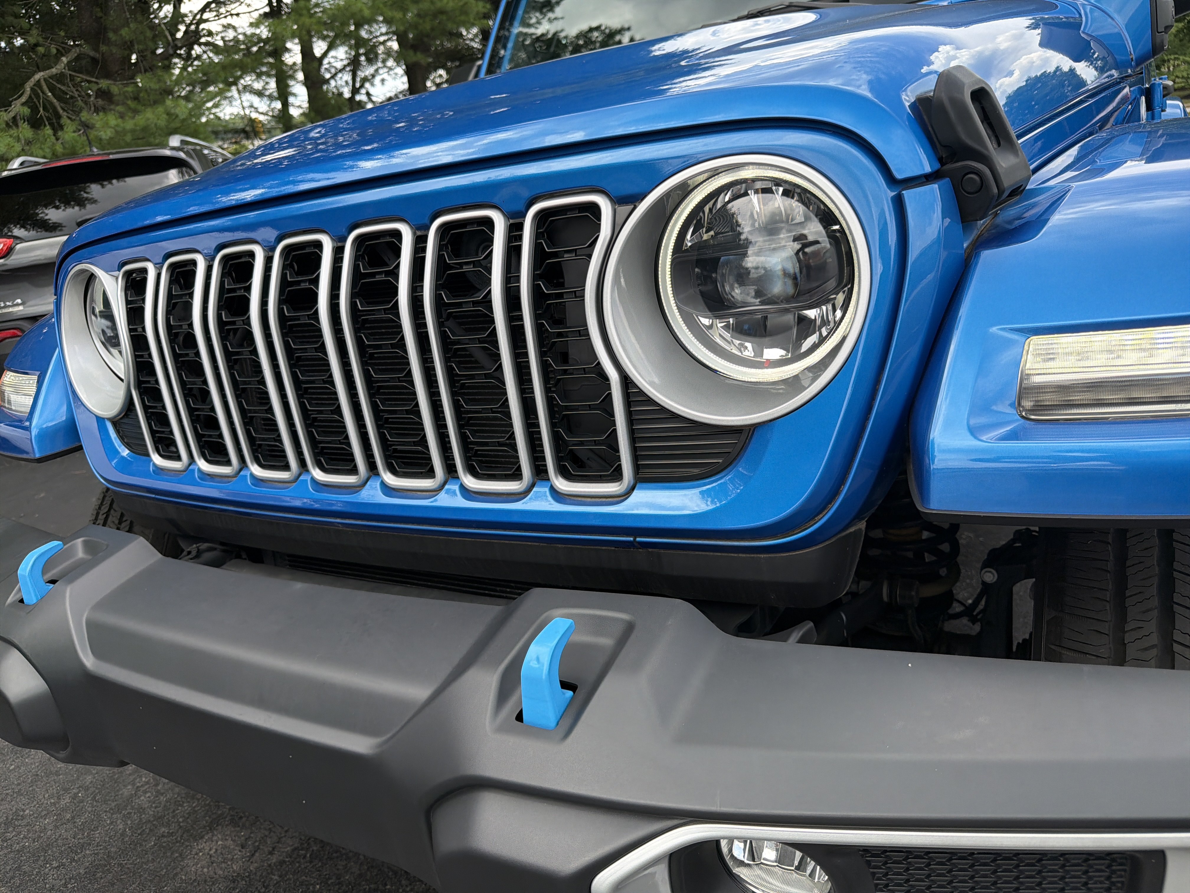 Certified 2024 Jeep Wrangler Unlimited Sahara AWD/4WD image 7