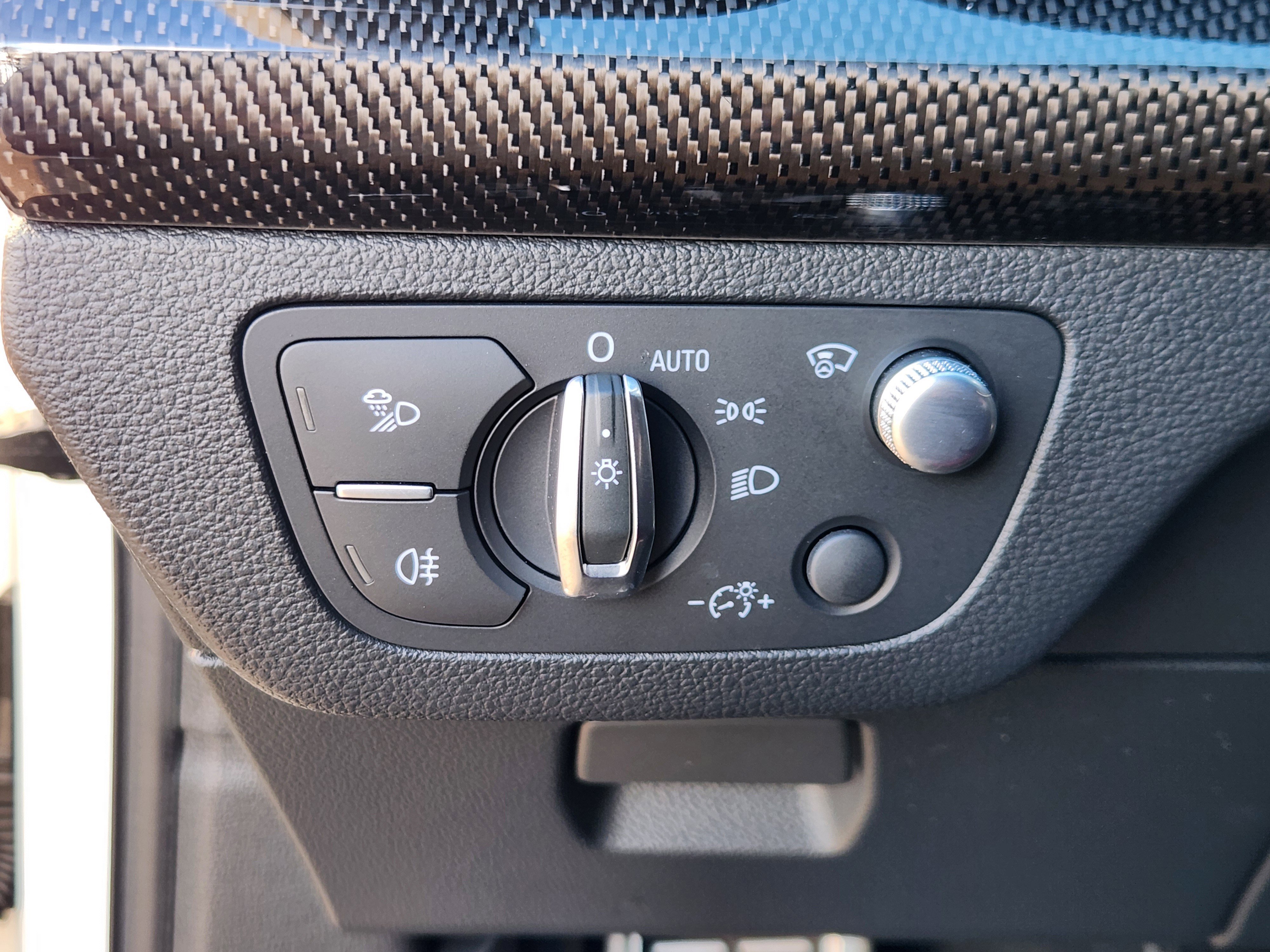 Used 2024 Audi SQ5 Prestige image 26