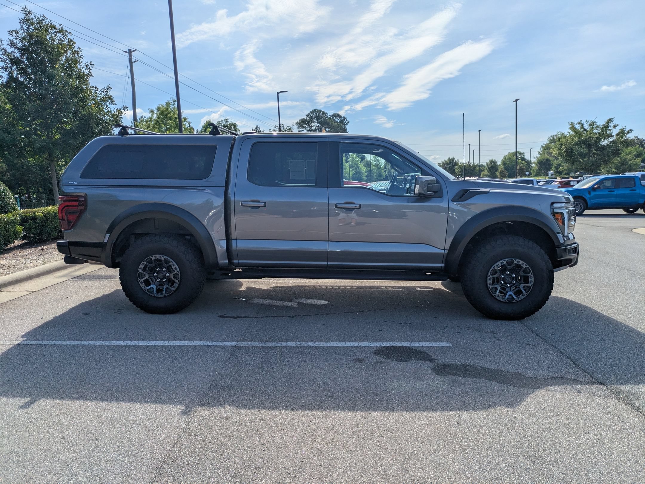 Certified 2024 Ford F150 Raptor w/ Equipment Group 803A Raptor R AWD/4WD image 3