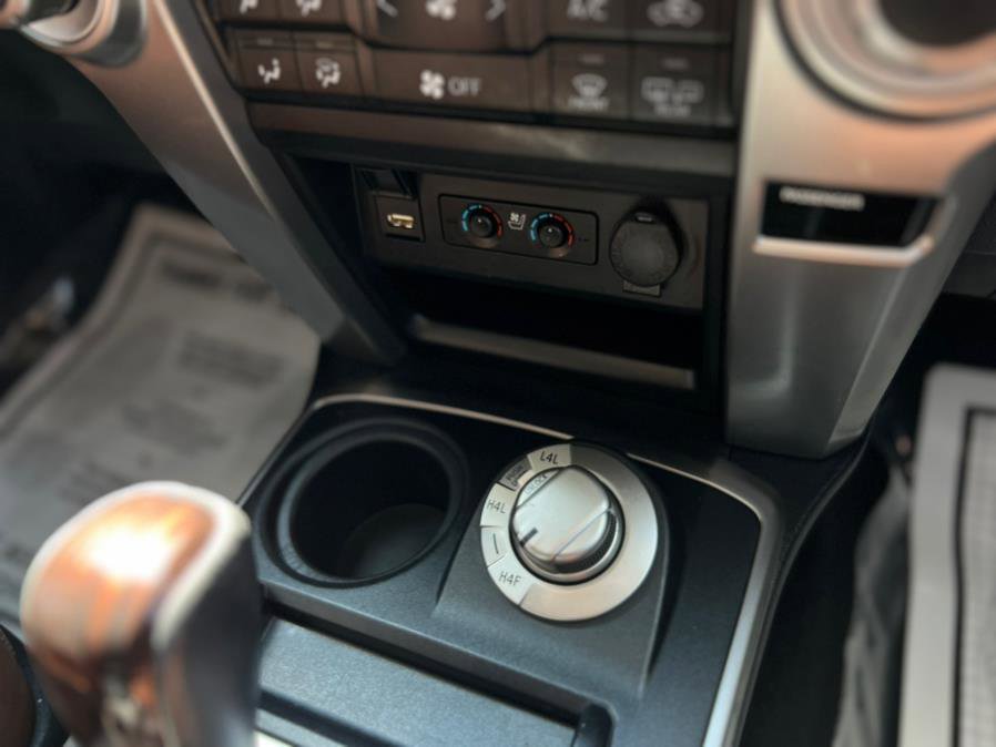 Used 2020 Toyota 4Runner Limited image 20