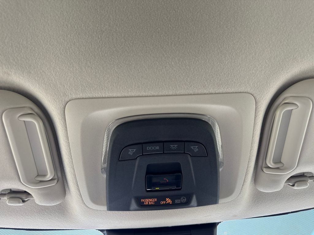 Used 2023 Toyota Corolla LE FWD image 27